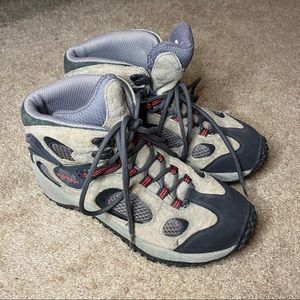 MERRELL hiking boots